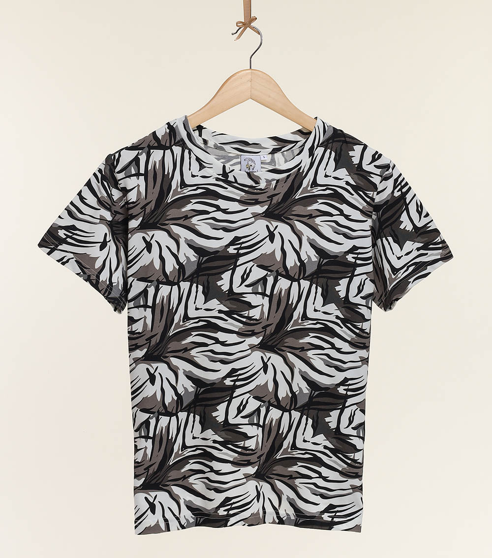 HEY POPINJAY Winter Tiger Classic T-Shirt