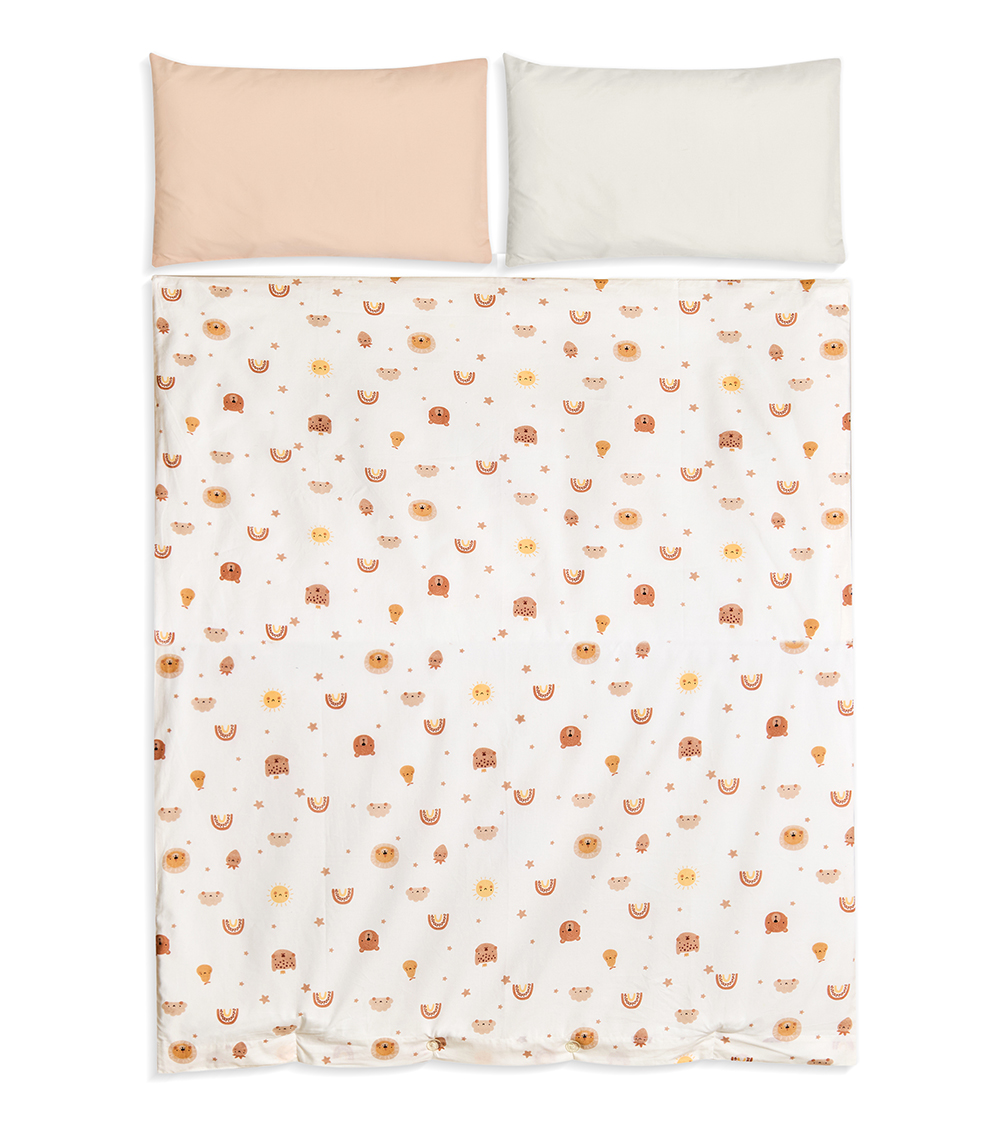 MOMSTORE Patterned Duvet Cover Set with 2 Solid Pillowcases (Rainbow & Animal Print), Multicolor (Breathable Fabric) (0+ months)