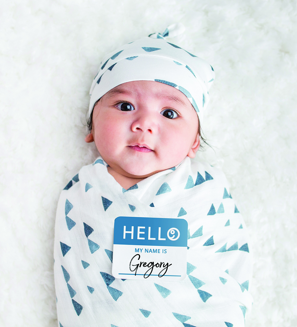 LULUJO Bamboo Hat and Swaddle Blanket, Triangle Blue (Newborn)