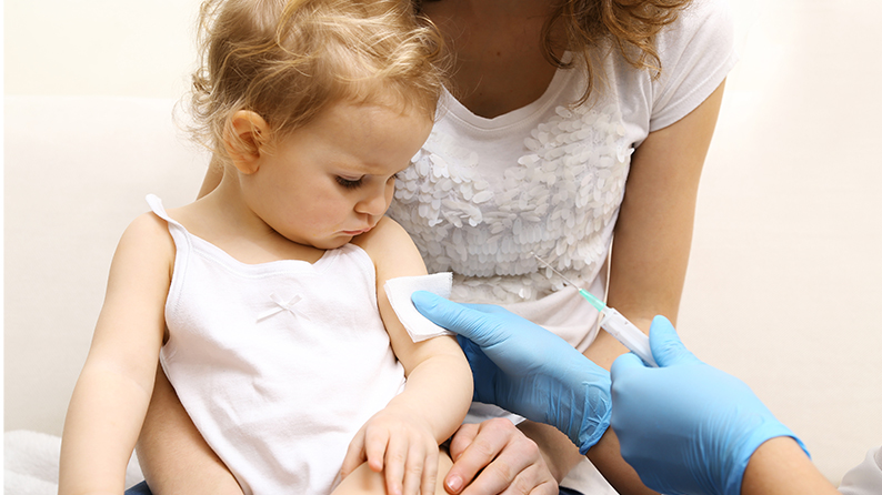 Vaccinations 101: All you need to know about Vaccines for Babies & Kids